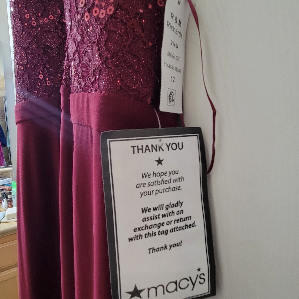 NWT - Nightway Lace Halter Gown - Picture 4 of 5